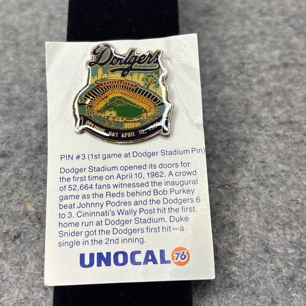 LOS ANGELES DODGERS Vintage 1st Game Dodger Stadium Unocal 76 Hat Lapel Pin -NEW